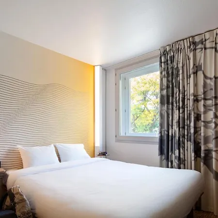 Hotel Evian 3*
