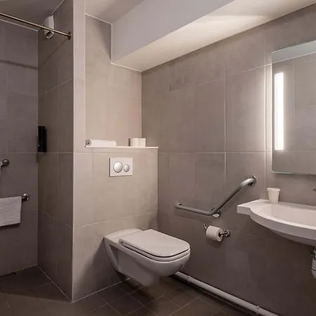 Szálloda Evian 3*